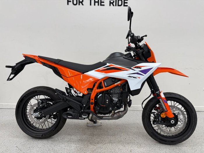 2025 Ktm 390 SMC R White