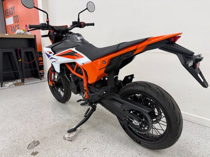 2025 Ktm 390 SMC R White