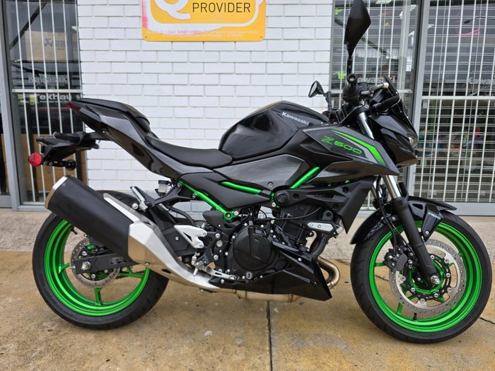 2025 Kawasaki Z500 SE Black