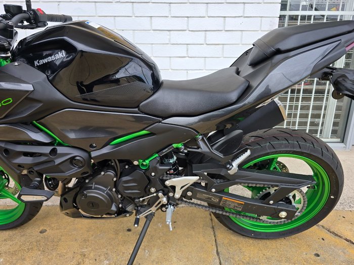 2025 Kawasaki Z500 SE Black