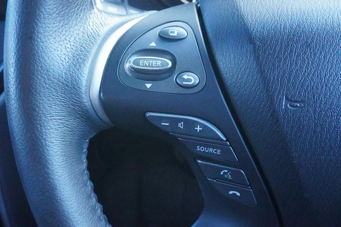 2016 Nissan Pathfinder ST-L