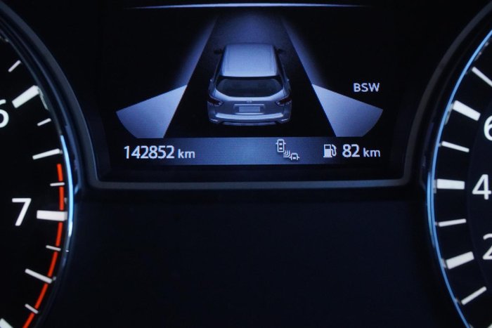 2016 Nissan Pathfinder ST-L