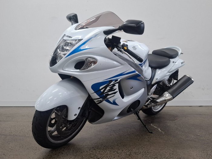 Suzuki 2008 SUZUKI 1300cc GSX1300R White