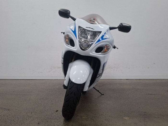 Suzuki 2008 SUZUKI 1300cc GSX1300R White