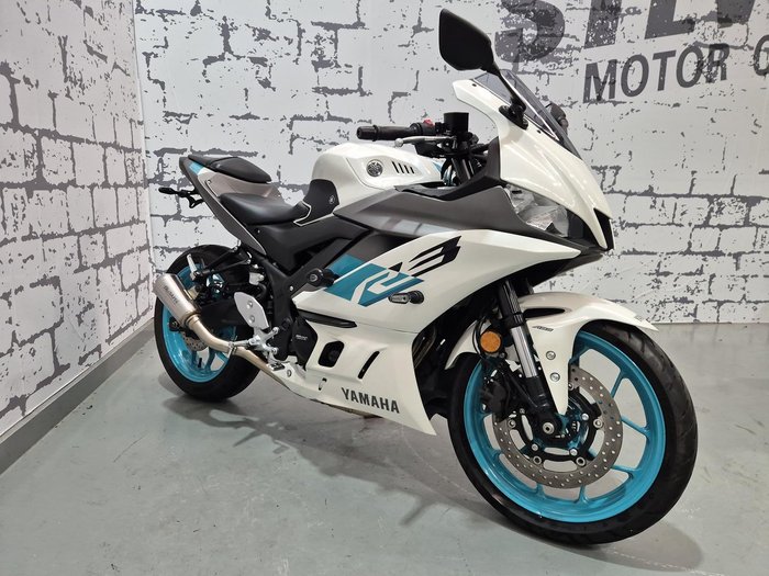 2023 Yamaha YZF-R3 R3 White