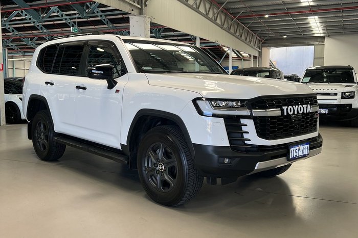 2023 Toyota Landcruiser