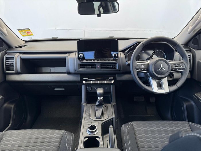 2024 Mitsubishi Triton GLX-R