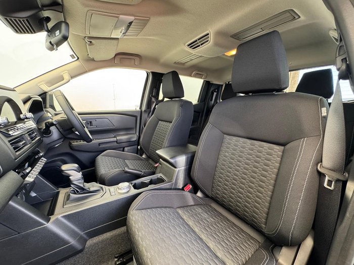 2024 Mitsubishi Triton GLX-R