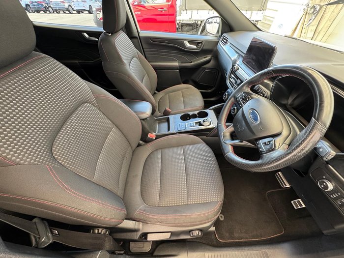 2021 Ford Escape ST-Line