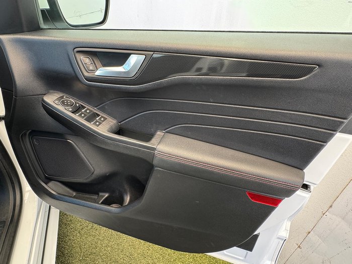 2021 Ford Escape ST-Line