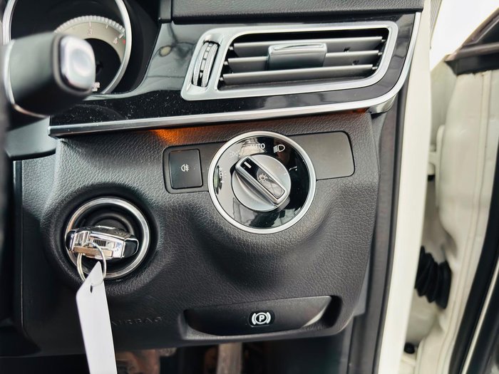 2015 Mercedes-Benz E-Class E250 CDI W212 Diamond White BRIGHT