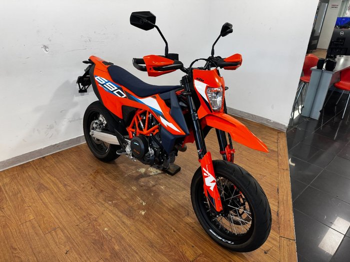 2024 Ktm 690 SMC R ORANGE