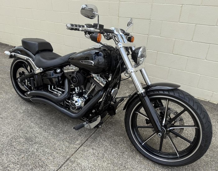 2015 Harley-Davidson Breakout 103 (FXSB) Softail Black