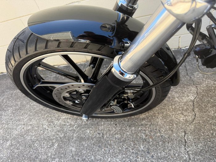 2015 Harley-Davidson Breakout 103 (FXSB) Softail Black