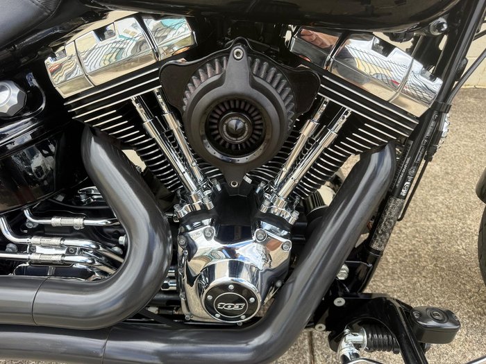 2015 Harley-Davidson Breakout 103 (FXSB) Softail Black