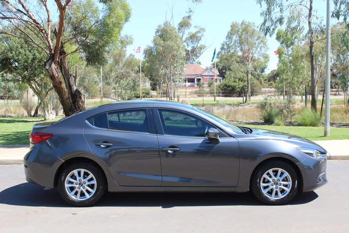 2017 Mazda 3 Maxx