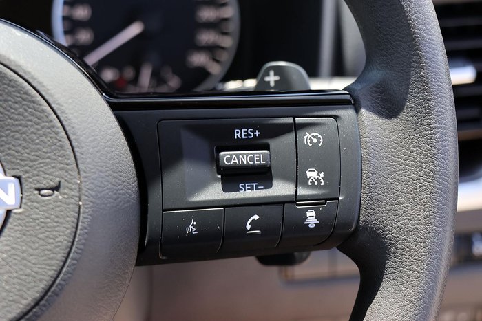 2025 Nissan X-TRAIL ST