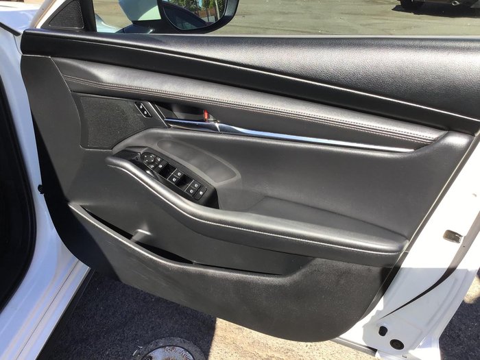 2019 Mazda 3 G20 Touring