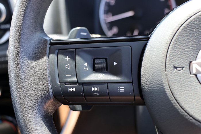 2025 Nissan X-TRAIL ST