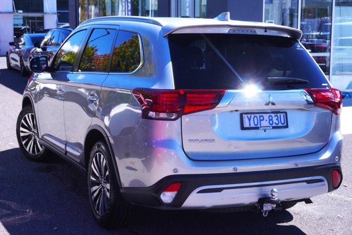 2019 Mitsubishi Outlander ES