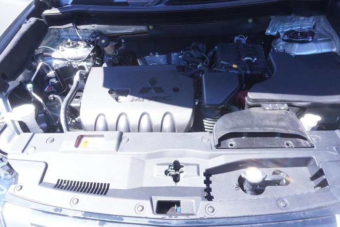 2019 Mitsubishi Outlander ES