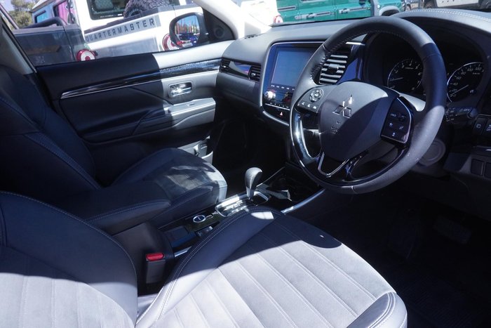 2019 Mitsubishi Outlander ES