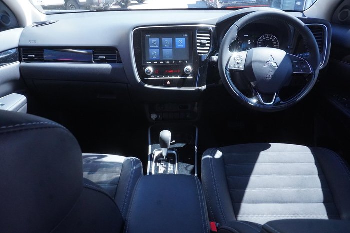 2019 Mitsubishi Outlander ES