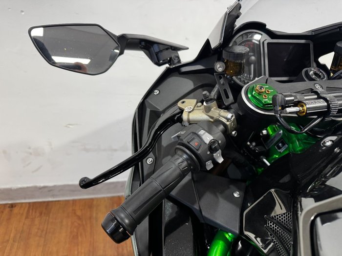 2025 Kawasaki NINJA H2 GREEN