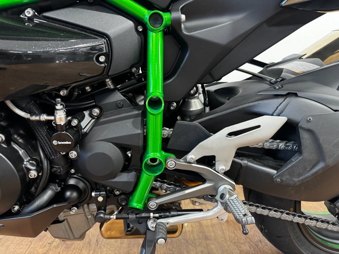 2025 Kawasaki NINJA H2 GREEN