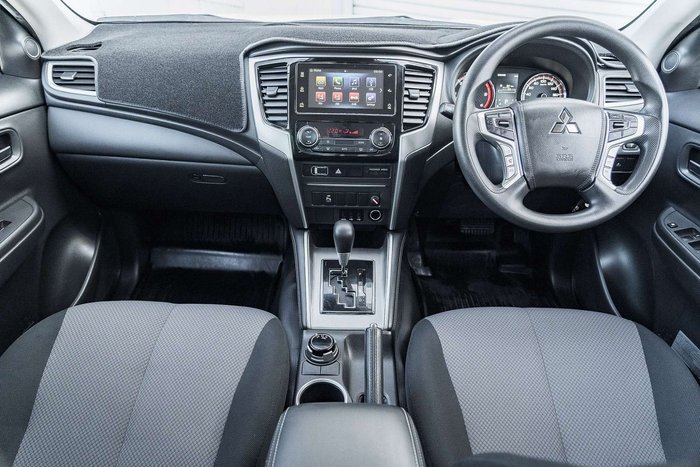 2019 Mitsubishi Triton GLX+