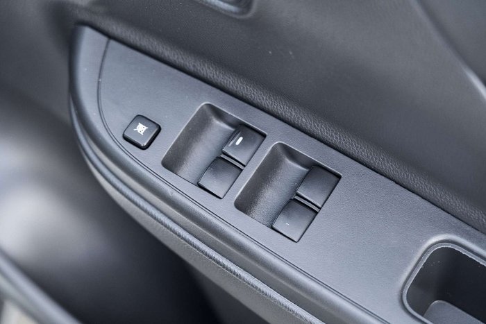 2019 Mitsubishi Triton GLX+