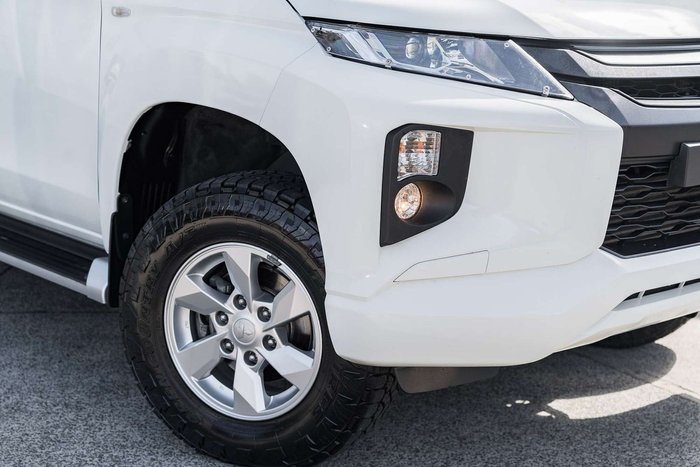 2019 Mitsubishi Triton GLX+