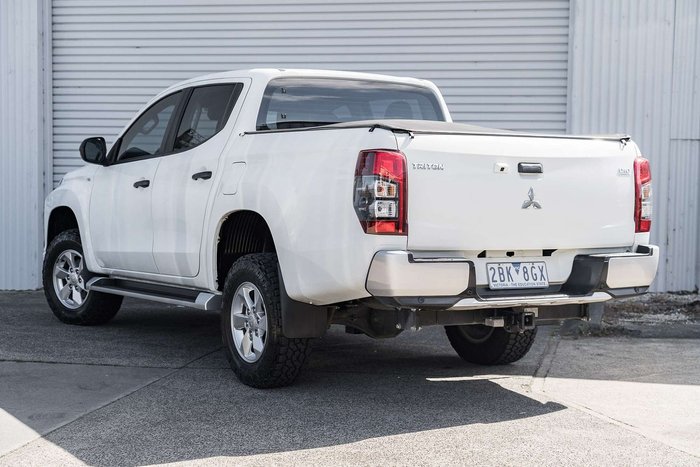 2019 Mitsubishi Triton GLX+