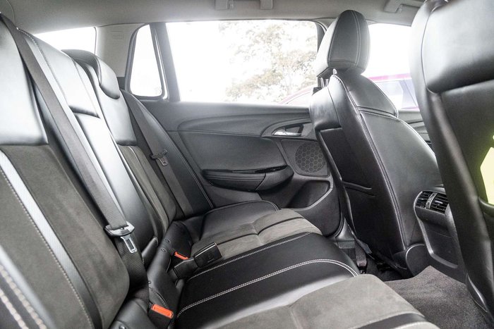 2017 Holden Commodore SV6