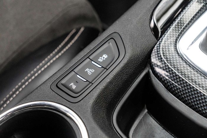 2017 Holden Commodore SV6