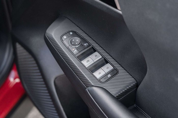 2024 Mitsubishi Outlander ES