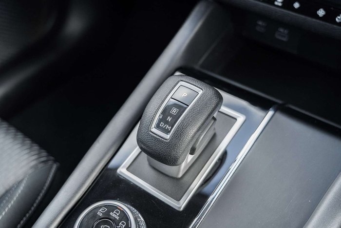 2024 Mitsubishi Outlander ES