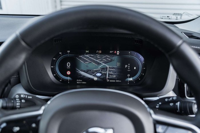 2023 Volvo XC60 Ultimate B5 Bright