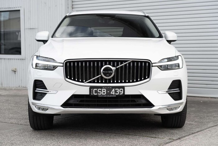 2023 Volvo XC60 Ultimate B5 Bright