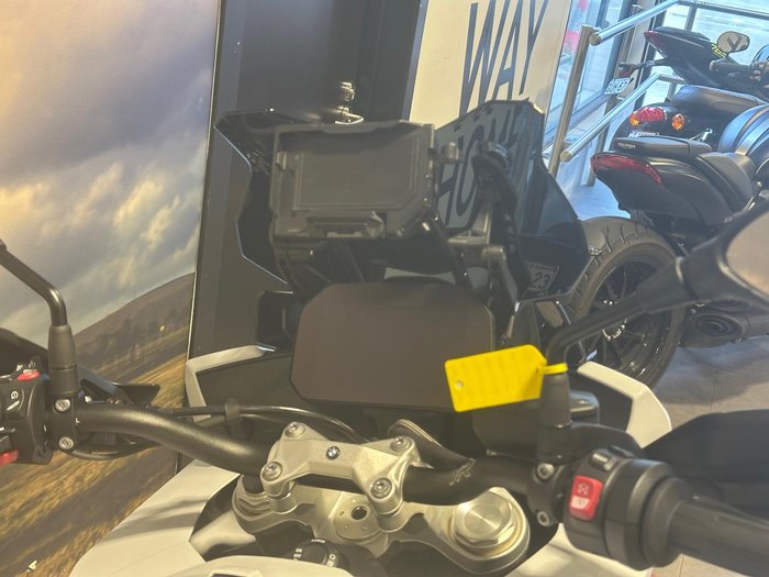 2023 BMW S 1000 XR M Sport S 1000 White