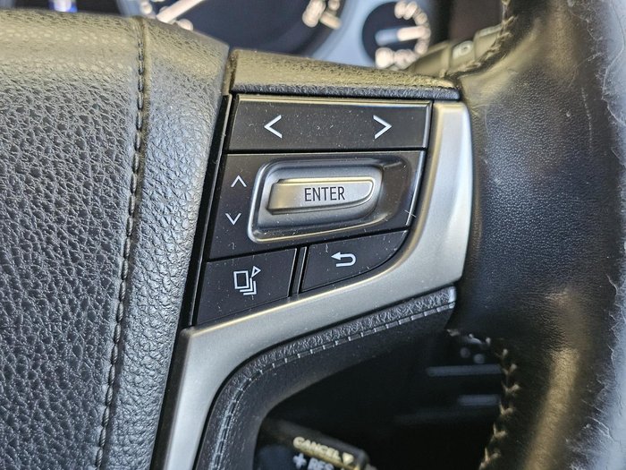 2018 Toyota Landcruiser VX VDJ200R 4X4 Dual Range Glacier White