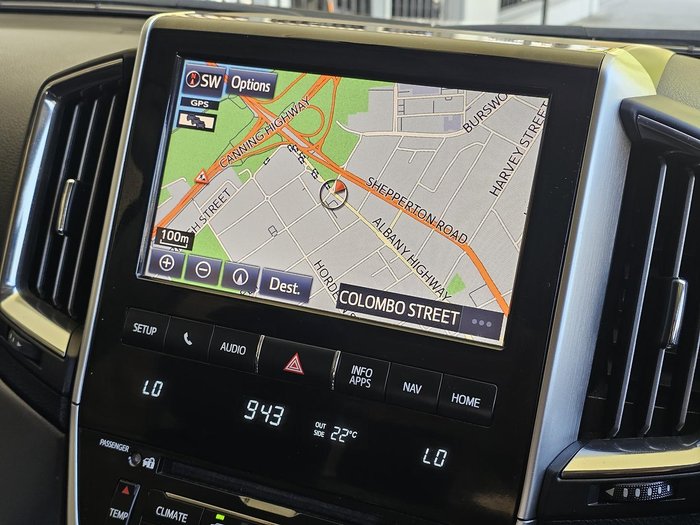 2018 Toyota Landcruiser VX VDJ200R 4X4 Dual Range Glacier White