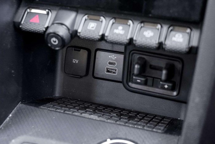 2025 Volkswagen Amarok TDI405 Core