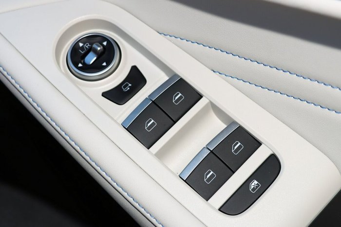 2025 Jaecoo J5 EV Summit