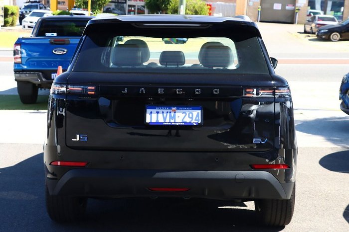 2025 Jaecoo J5 EV Summit