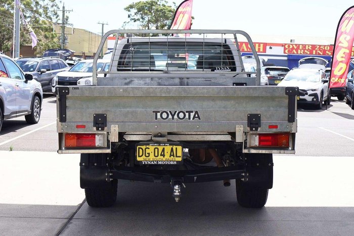 2022 Toyota Hilux SR