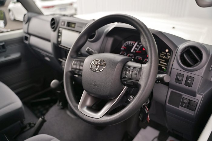 2025 Toyota Landcruiser GXL