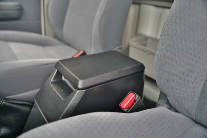 2025 Toyota Landcruiser GXL