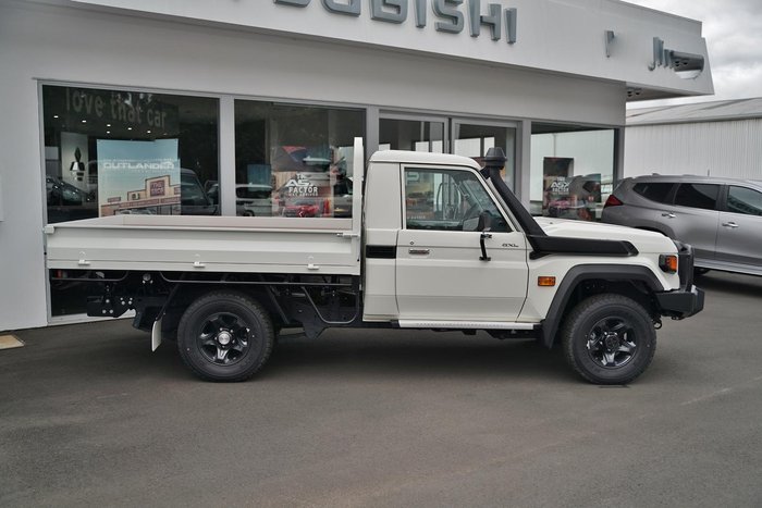 2025 Toyota Landcruiser GXL