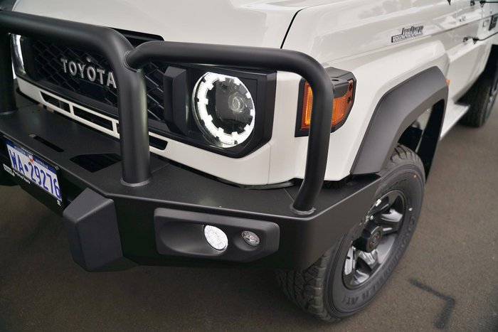 2025 Toyota Landcruiser GXL